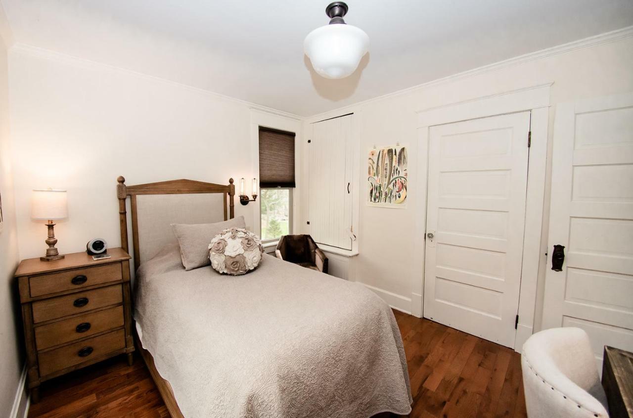 Studio 555 Granville Dış mekan fotoğraf